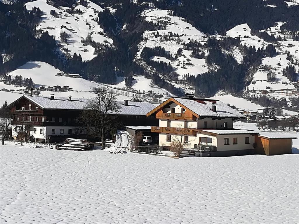 Gaestehaus Hauser Hainzenberg Eksteriør bilde