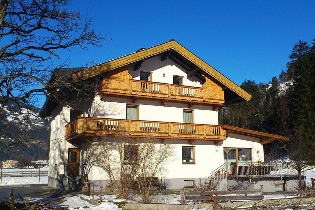 Gaestehaus Hauser Hainzenberg Eksteriør bilde